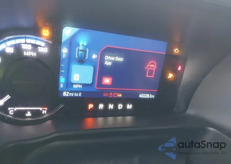 2023 Ford Bronco Wildtrak z USA, uszkodzony, nr VIN 1FMEE5DP6PLB86742